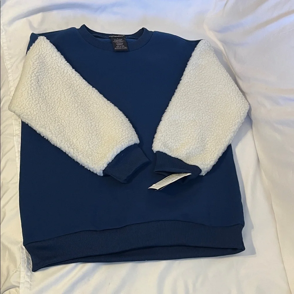 Xtraordinary Navy and Cream Crew Neck Sweater